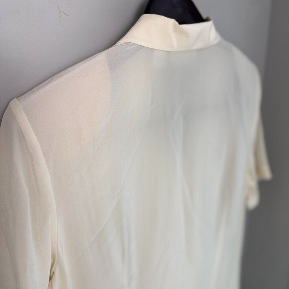 Claiborne Collection Blouse Women's 12 100% Silk Button Up Career Top - Picture 6 of 6